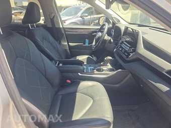 2022 Toyota Highlander Platinum - miniatura 8