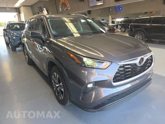 2022 Toyota Highlander XLE - miniatura 3