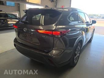 2022 Toyota Highlander XLE - miniatura 4