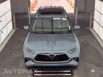 2022 Toyota Highlander XLE - miniatura 2