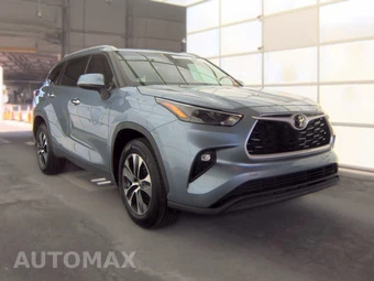 2022 Toyota Highlander XLE - miniatura 3