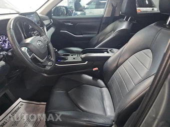 2022 Toyota Highlander XLE - miniatura 7