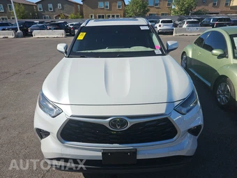 2022 Toyota Highlander XLE - miniatura 2