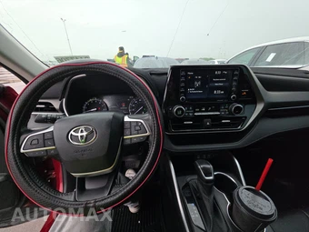 2022 Toyota Highlander XLE - miniatura 11