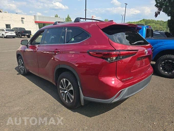 2022 Toyota Highlander XLE – miniatura 2