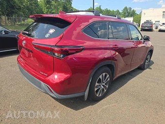 2022 Toyota Highlander XLE – miniatura 3
