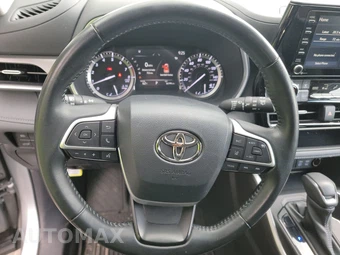 2022 Toyota Highlander XLE - miniatura 10