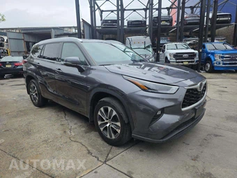 2022 Toyota Highlander XLE - miniatura 4