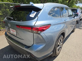 2022 Toyota Highlander XLE – miniatura 4