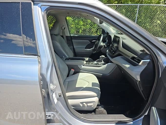 2022 Toyota Highlander XLE – miniatura 8