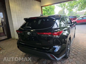 2022 Toyota Highlander XLE - miniatura 3