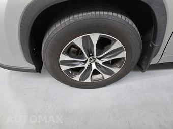 2022 Toyota Highlander XLE - miniatura 29