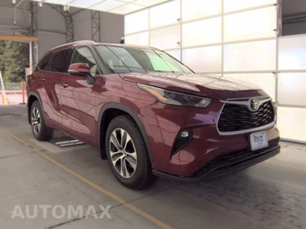 2022 Toyota Highlander XLE - miniatura 3