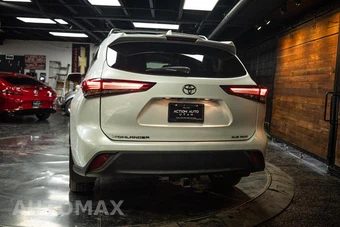 2022 Toyota Highlander XLE - miniatura 6