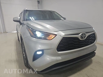 2022 Toyota Highlander XLE - miniatura 3