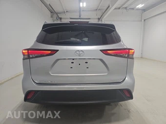 2022 Toyota Highlander XLE - miniatura 5