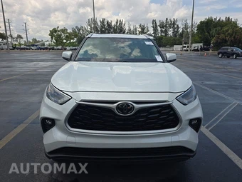2022 Toyota Highlander XLE - miniatura 2