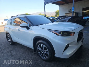 2022 Toyota Highlander XLE - miniatura 3