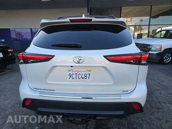 2022 Toyota Highlander XLE - miniatura 5