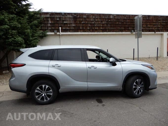2022 Toyota Highlander XLE - miniatura 4