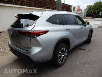 2022 Toyota Highlander XLE - miniatura 5