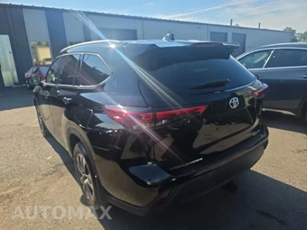 2022 Toyota Highlander XLE - miniatura 6