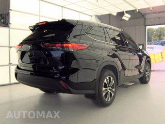 2022 Toyota Highlander XLE – miniatura 4
