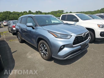 2022 Toyota Highlander XLE - miniatura 3