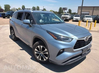 2022 Toyota Highlander XLE - car from the USA, Manheim Buy-Now listing at AUTOMAX