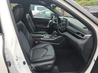 2022 Toyota Highlander XSE - miniatura 8