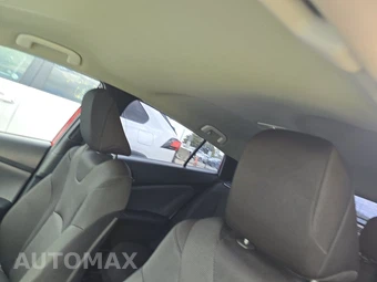 2022 Toyota Prius L Eco - miniatura 17