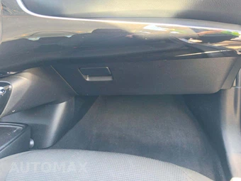 2022 Toyota Prius L Eco – miniatura 19