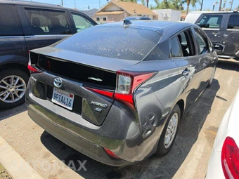 2022 Toyota Prius L Eco – miniatura 3