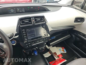 2022 Toyota Prius LE - miniatura 11