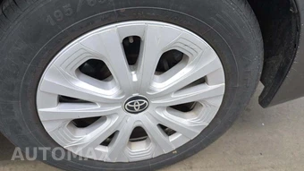 2022 Toyota Prius LE - miniatura 47