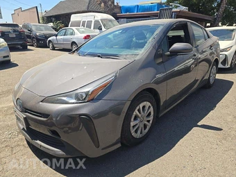 2022 Toyota Prius LE