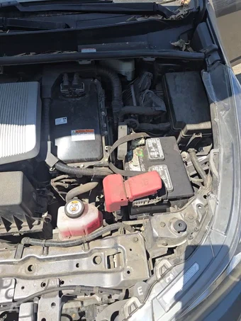 2022 Toyota Prius LE - miniatura 30