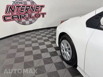 2022 Toyota Prius LE - miniatura 21