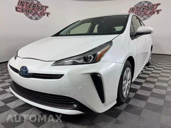 2022 Toyota Prius LE - miniatura 3