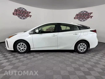 2022 Toyota Prius LE - miniatura 4