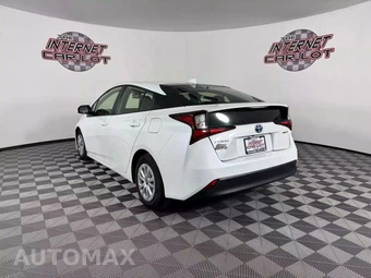 2022 Toyota Prius LE - miniatura 5