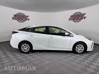 2022 Toyota Prius LE - miniatura 8