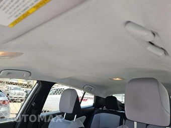 2022 Toyota Prius LE – miniatura 10
