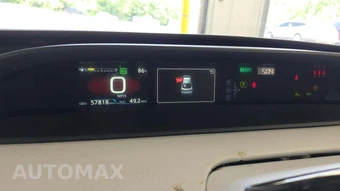 2022 Toyota Prius LE - miniatura 17