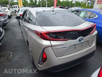 2022 Toyota Prius Prime LE - miniatura 2