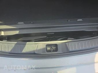 2022 Toyota Prius Prime LE - miniatura 7
