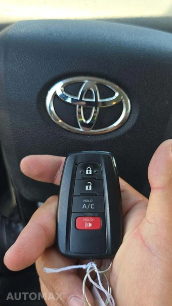 2022 Toyota Prius Prime XLE – miniatura 17
