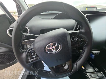 2022 Toyota Prius Prime XLE - miniatura 10
