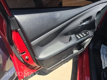 2022 Toyota Prius XLE - miniatura 9