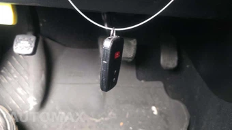2022 Toyota Prius XLE - miniatura 17